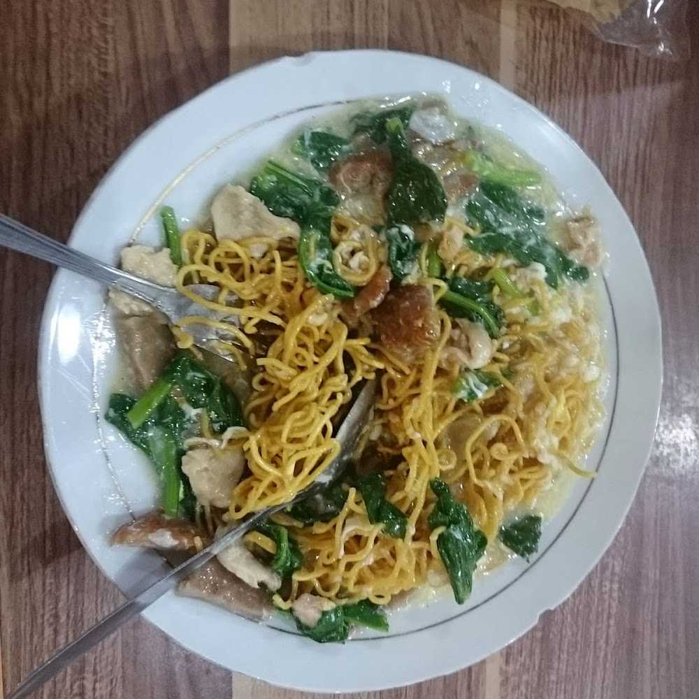 Kuliner Mie Garing Koko Dewi Sartika