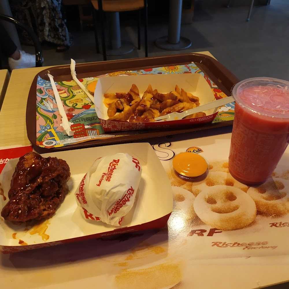 Kuliner CHATIME PANAKUKKANG SQUARE