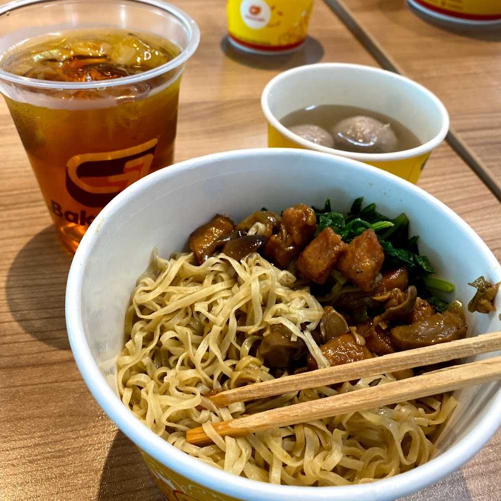 Kuliner Menantea alam sutera