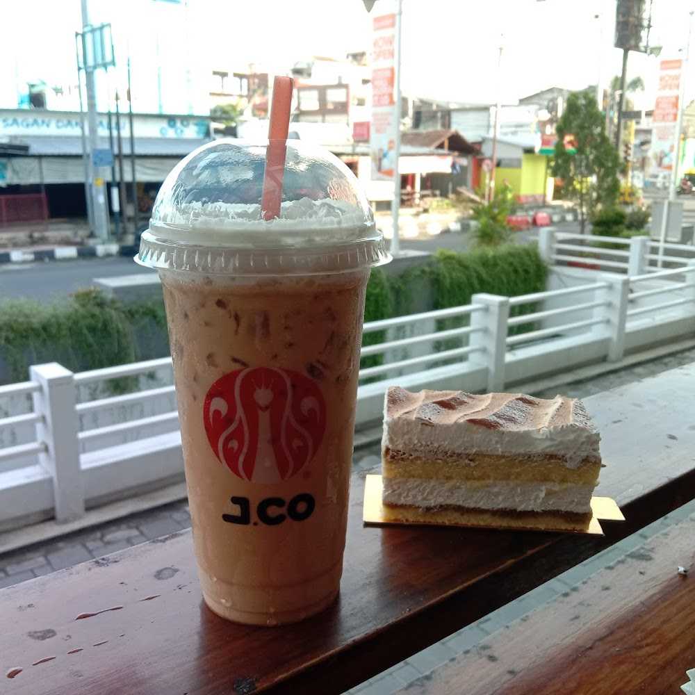 Kuliner J.Co Jogja City Mall