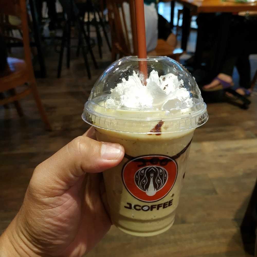 Kuliner J.CO Donunts & Coffee Trans Studio Makassar