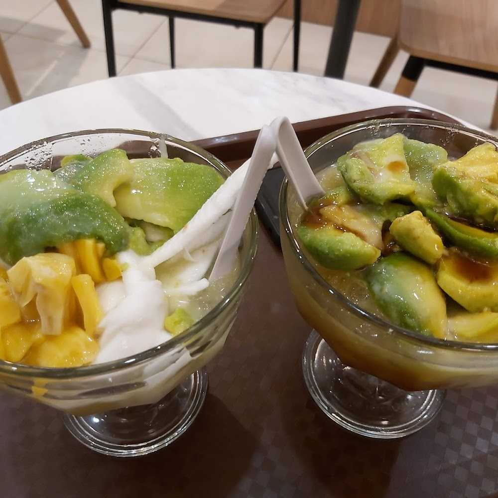 Kuliner Es Teler 77 PIM 1