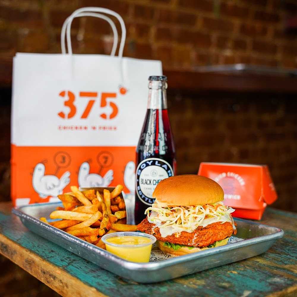 Kuliner 375° Chicken 'n Fries