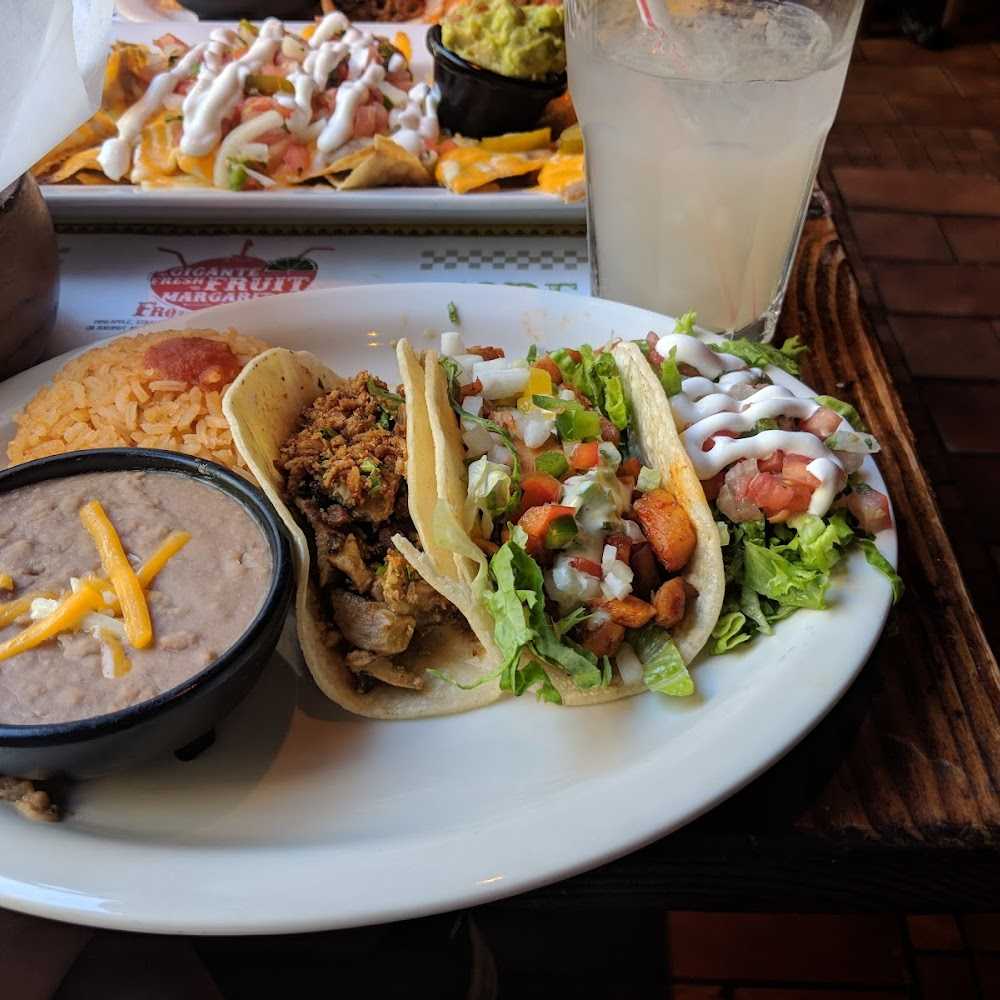 Kuliner Caliente Cab Co