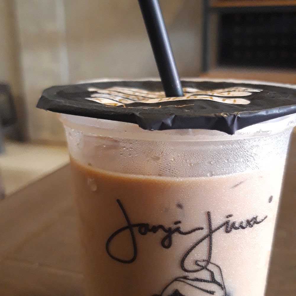 Kuliner KOPI JANJI JIWA BTP