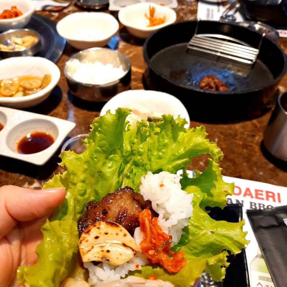Kuliner Eastern Promise Pub & Curry House