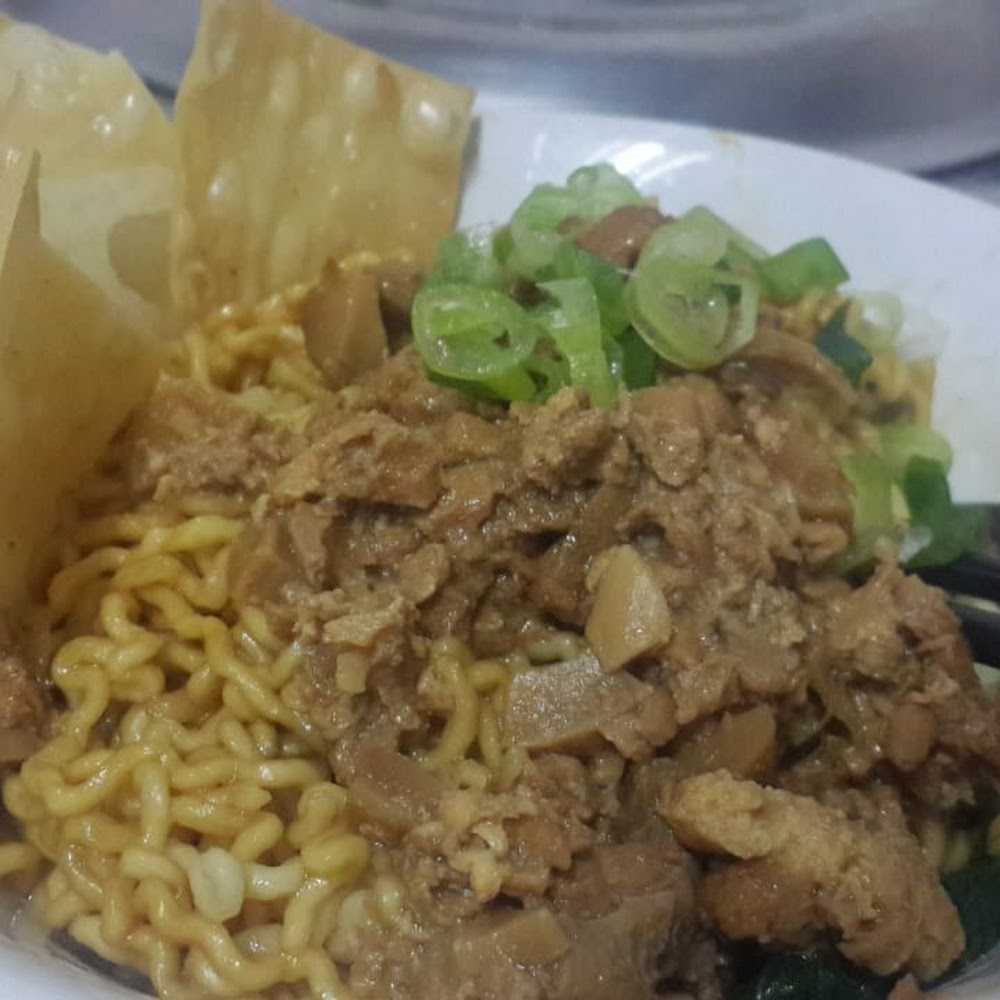 Kuliner Bakmi Kini