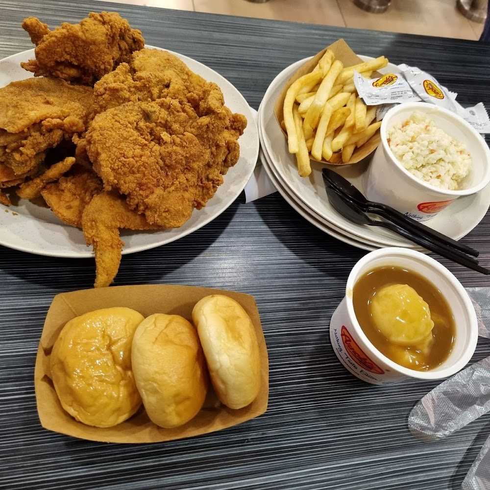 Kuliner Arnold's Fried Chicken