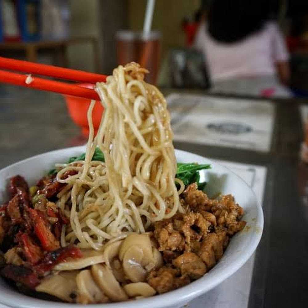 Kuliner Bakmi Bintang Gloria