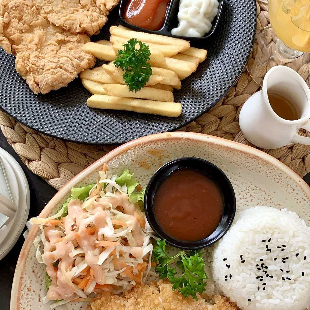 Kuliner Rumah Putih
