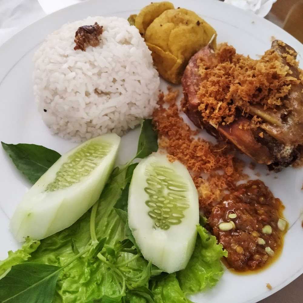 Kuliner Bebek Suroboyo