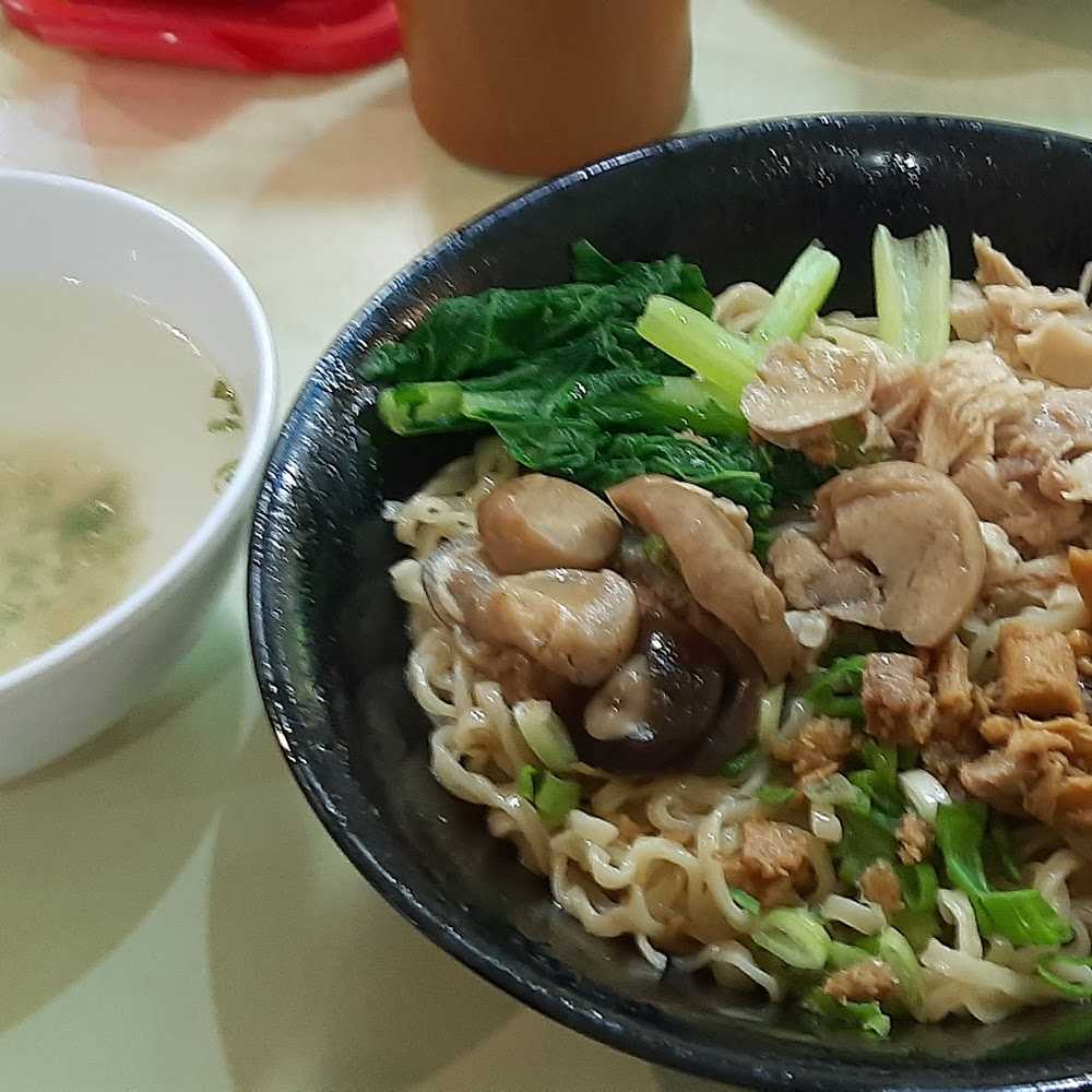 Kuliner Anomali Coffee Menteng