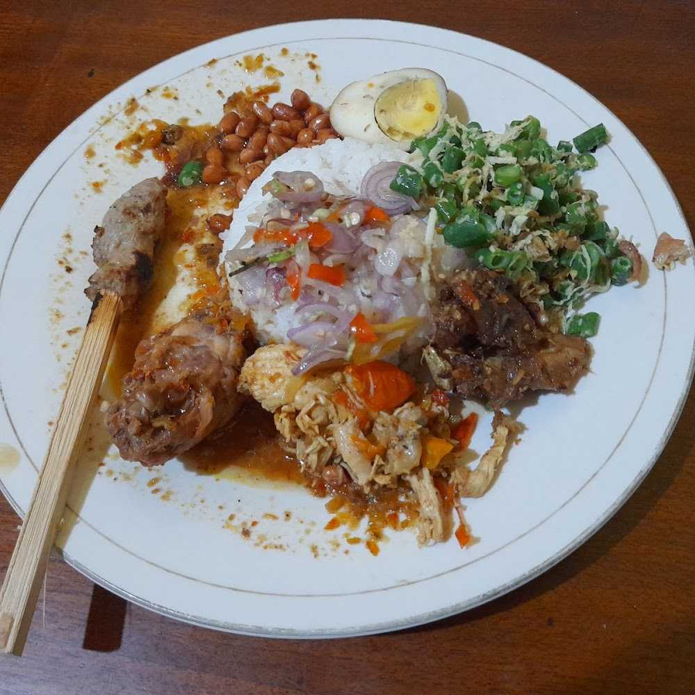 Kuliner Warung Nasi Ayam Bu Oki