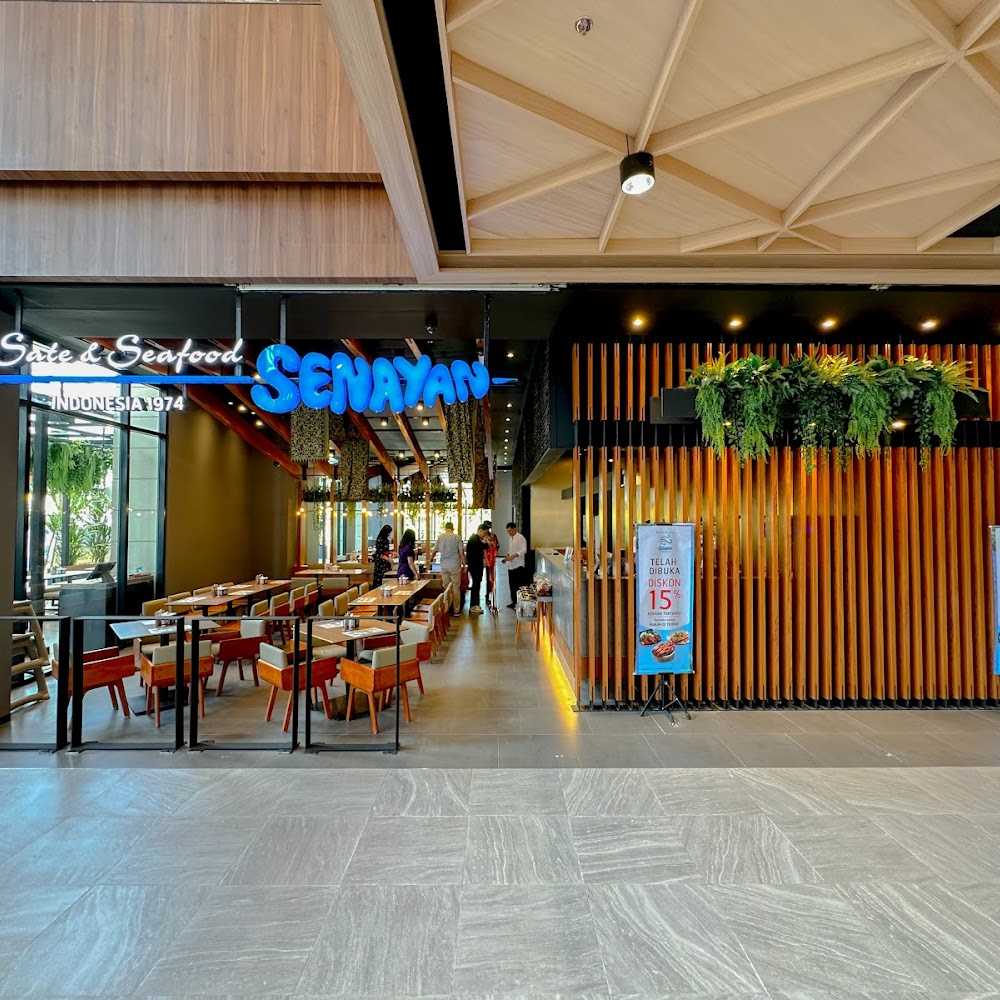 Kuliner Sate & Seafood Senayan  Living World Bali