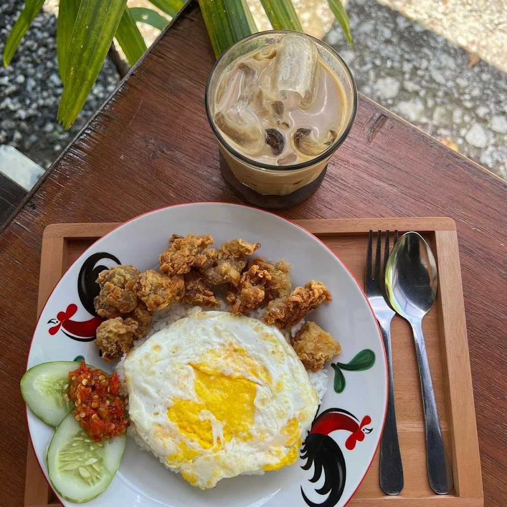 Kuliner MIXUE RAYA SESETAN