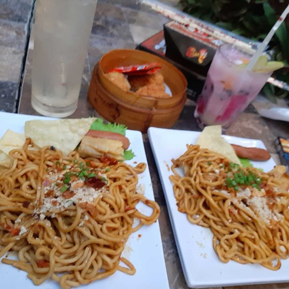 Kuliner Warung Babi Guling Pande Egi