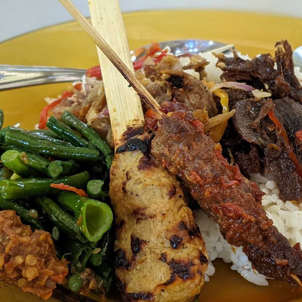 Kuliner Warung Sari Manis