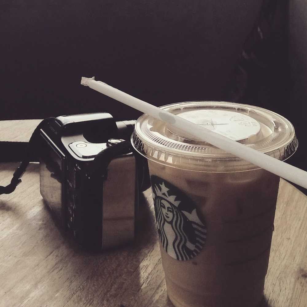 Kuliner Starbucks Coffee Bandara Internasional Ngurah Rai