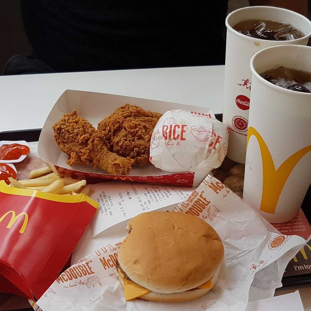 Kuliner McDonald's - Gatsu Barat