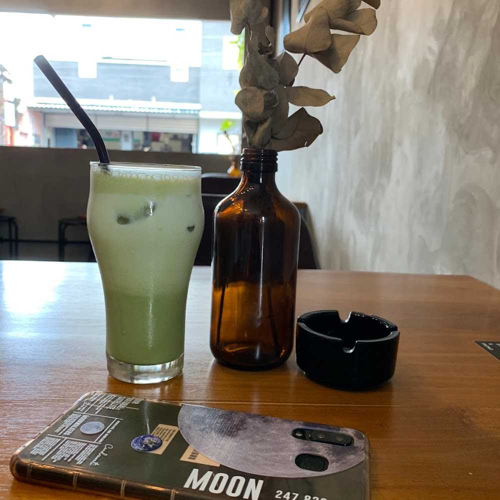 Kuliner Goldmine Coffee Renon