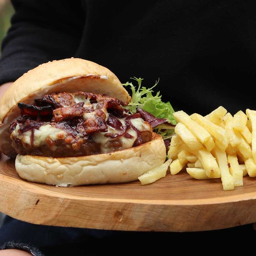 Kuliner Canvas Cafe