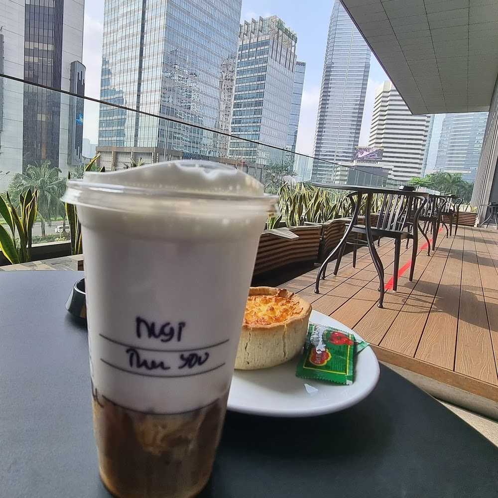 Kuliner Anomali Coffee Menteng