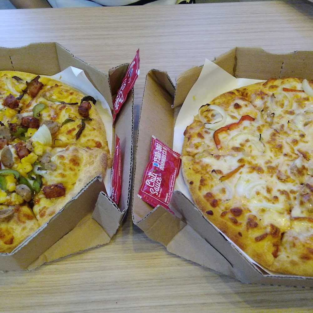 Kuliner Domino's Pizza - Makassar