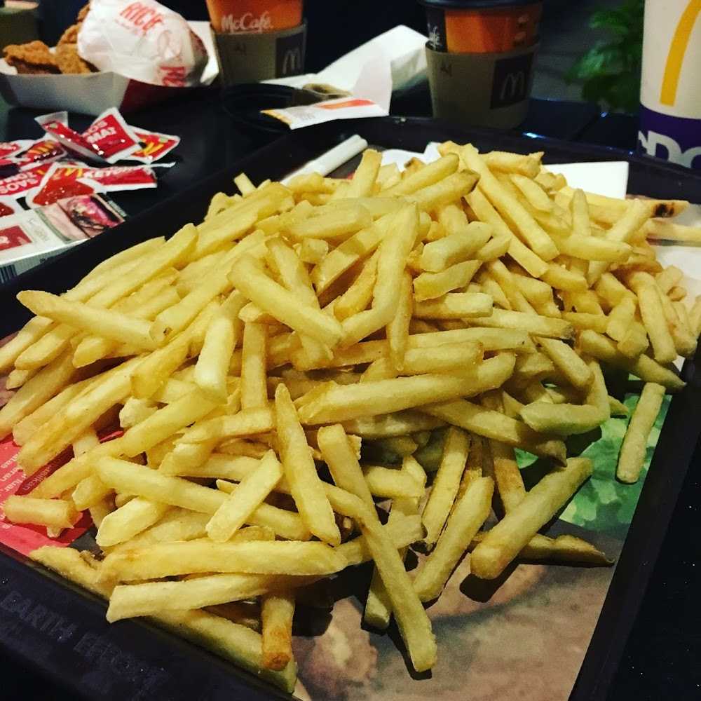Kuliner McDonald's Joglo