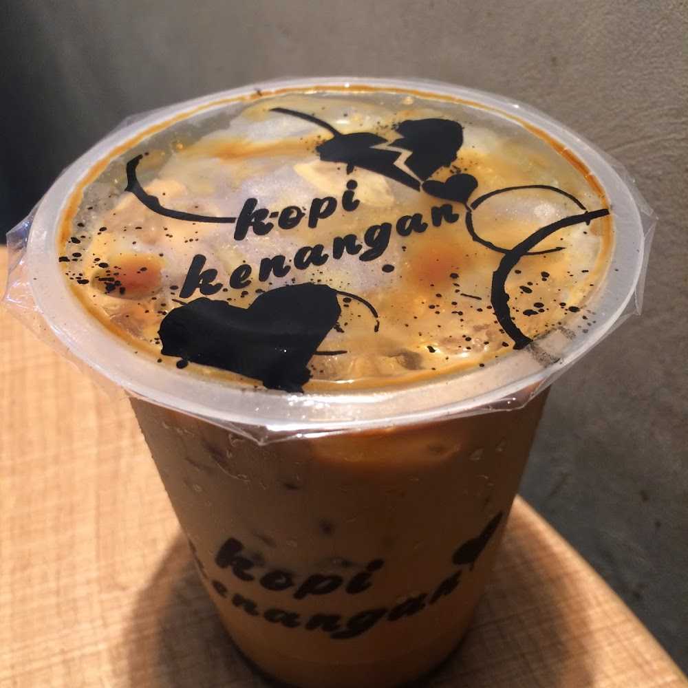 Kuliner Anomali Coffee Menteng