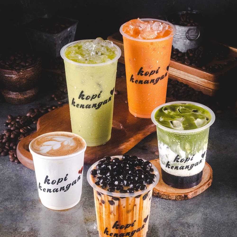Kuliner Kopi Kenangan - Mangkuluhur City
