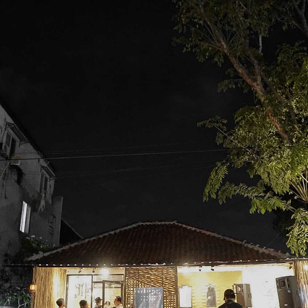 Kuliner MIXUE RAYA SESETAN