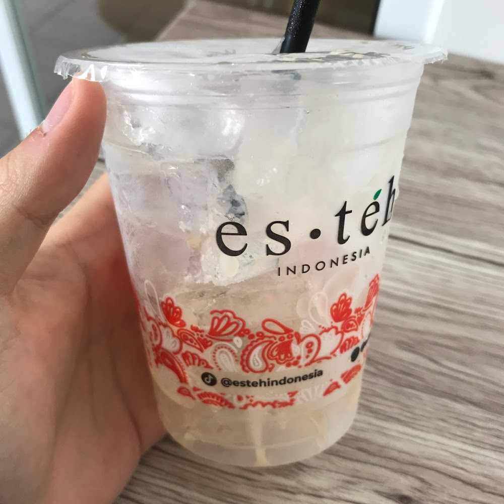 Kuliner Es Teh Indonesia - Merdeka