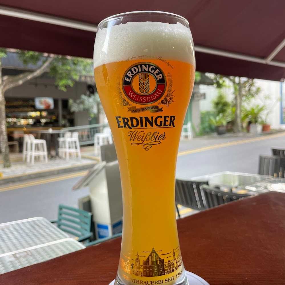 Kuliner Baden Restaurant & Pub