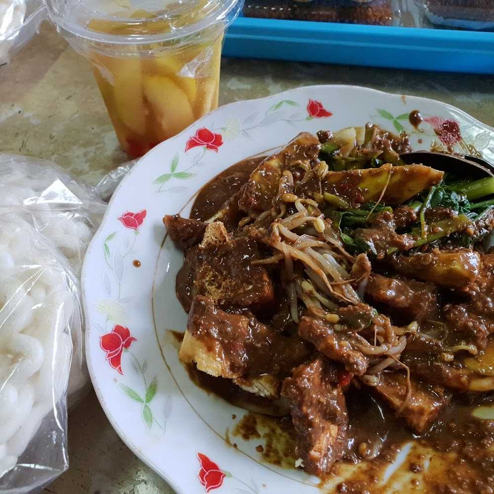 Kuliner Achmad Jais Cingur Rujak