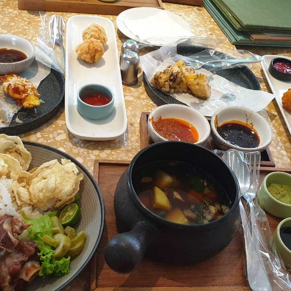 Kuliner Arroy Tea