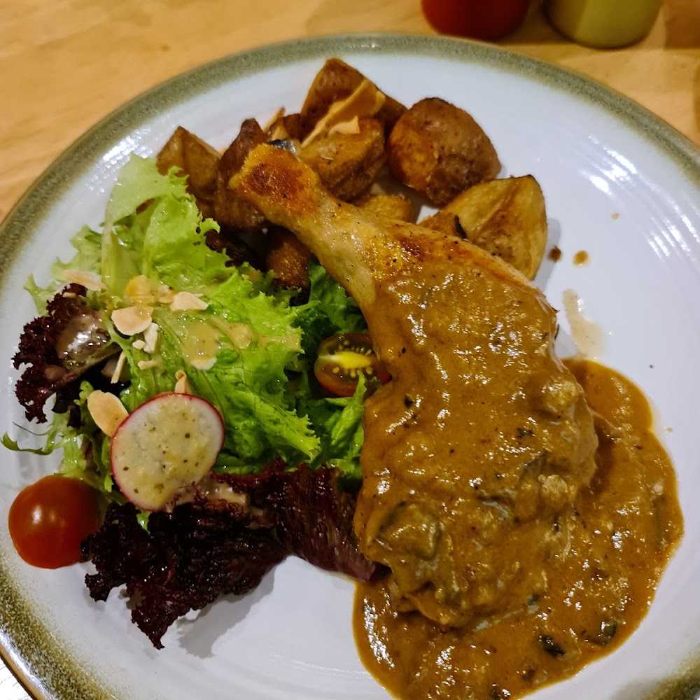 Kuliner Hummingbird Eatery Bandung