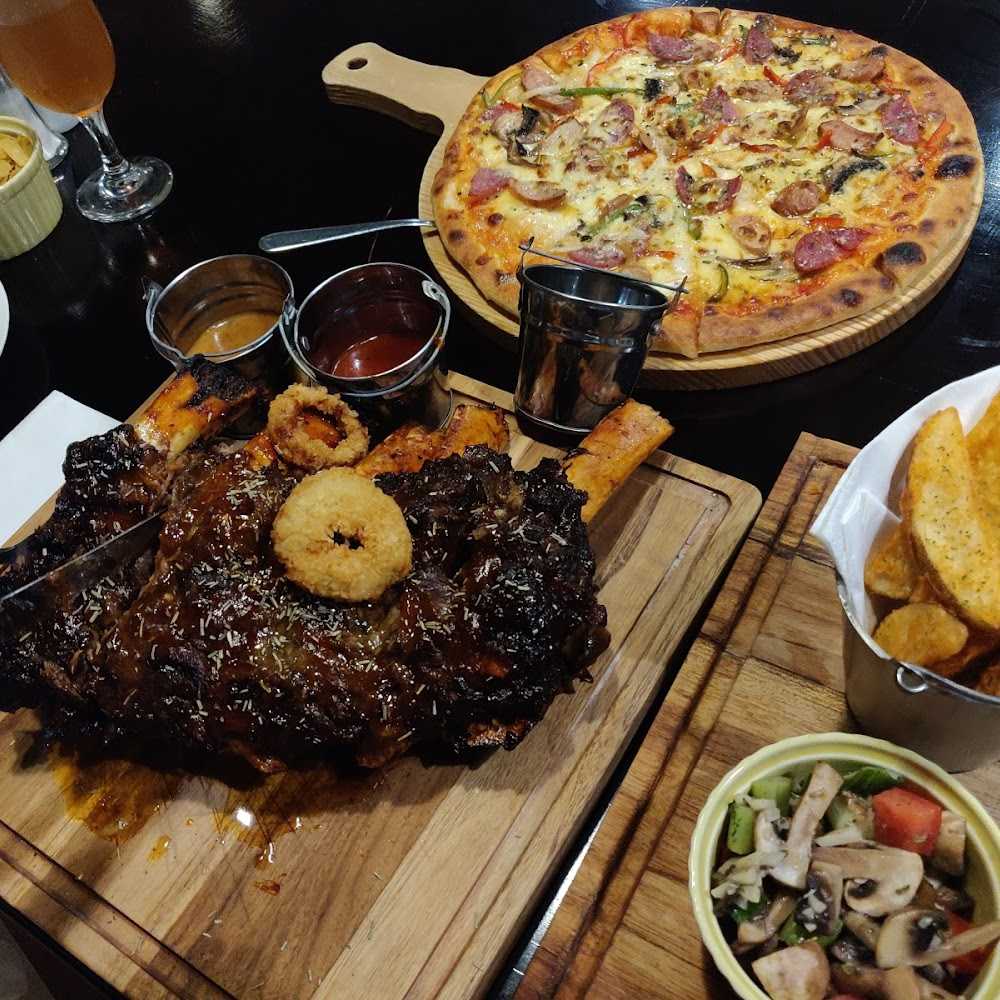 Kuliner Street Grill and Friends