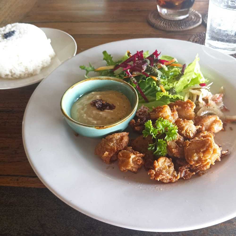 Kuliner Warung Babi Guling Pande Egi