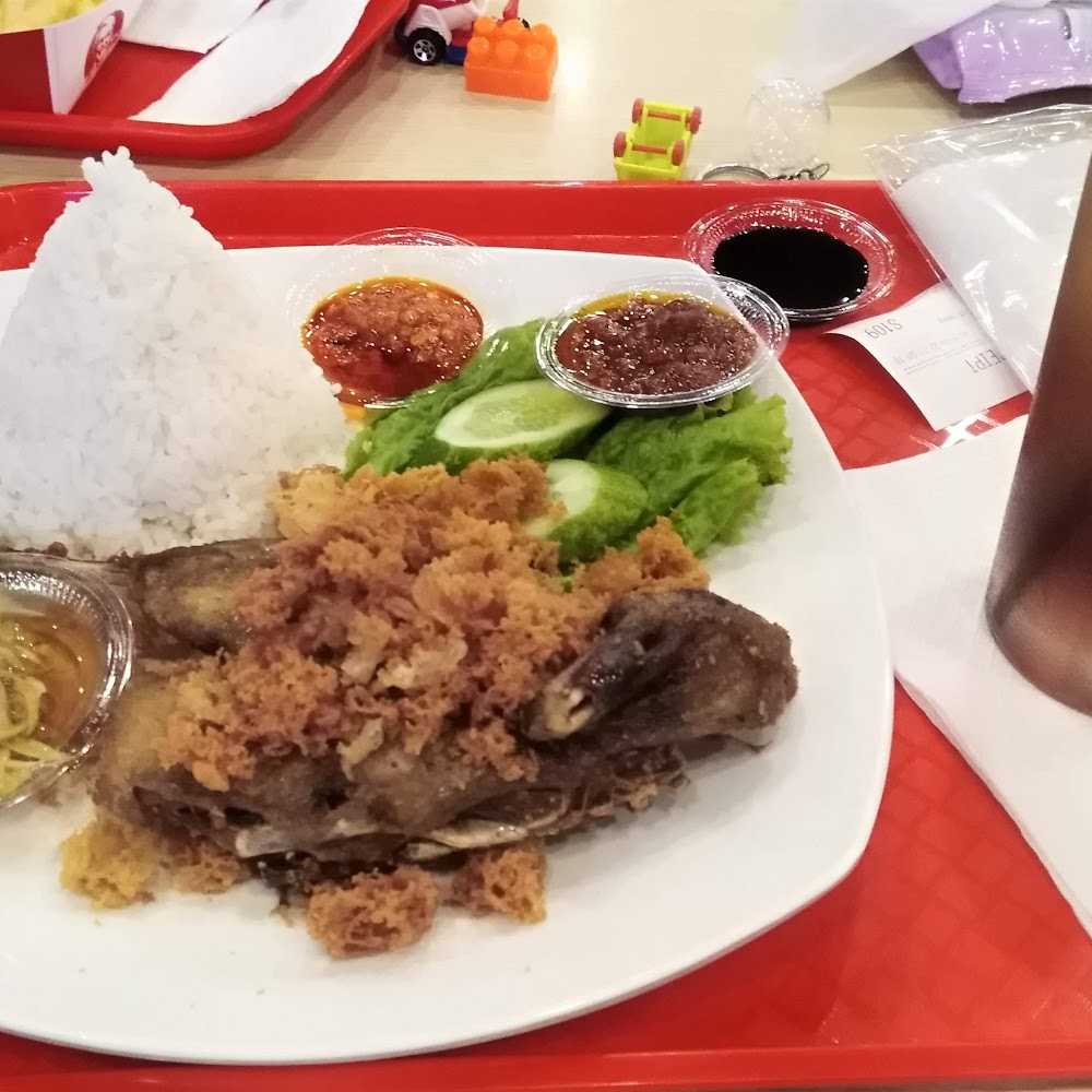 Kuliner HokBen Botani Square