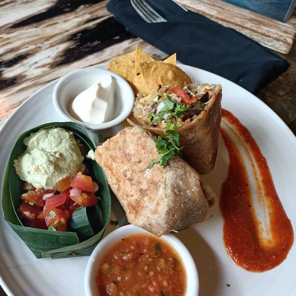 Kuliner Warung Babi Guling Pande Egi
