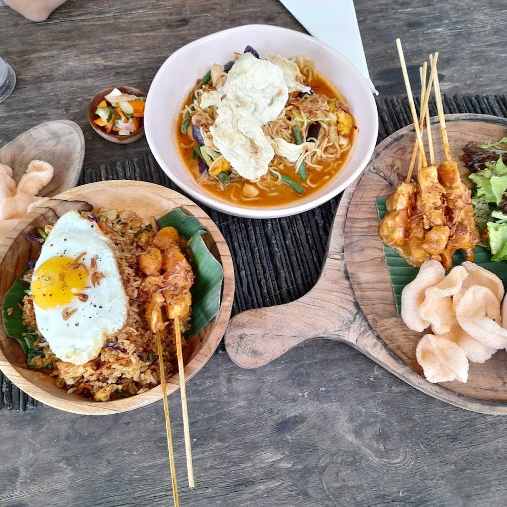 Kuliner Warung Babi Guling Pande Egi