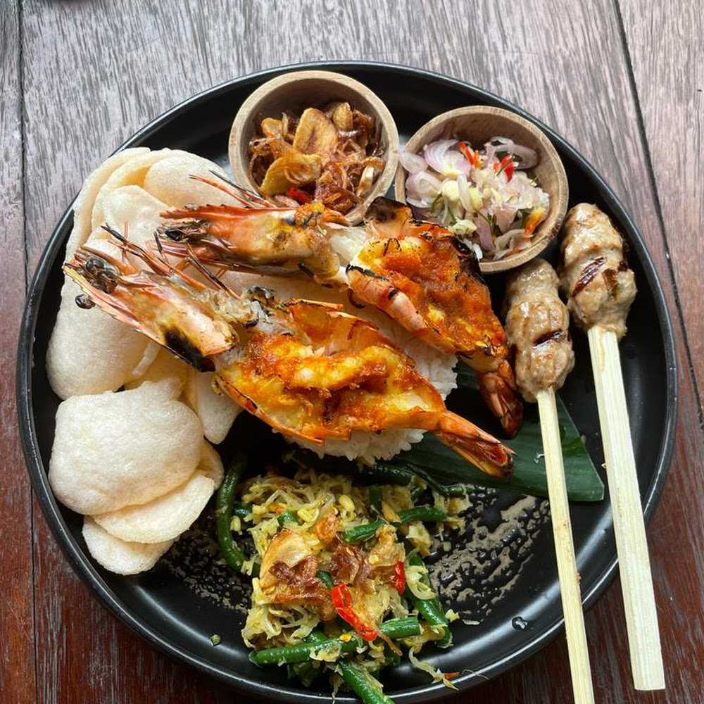 Kuliner Warung Babi Guling Pande Egi