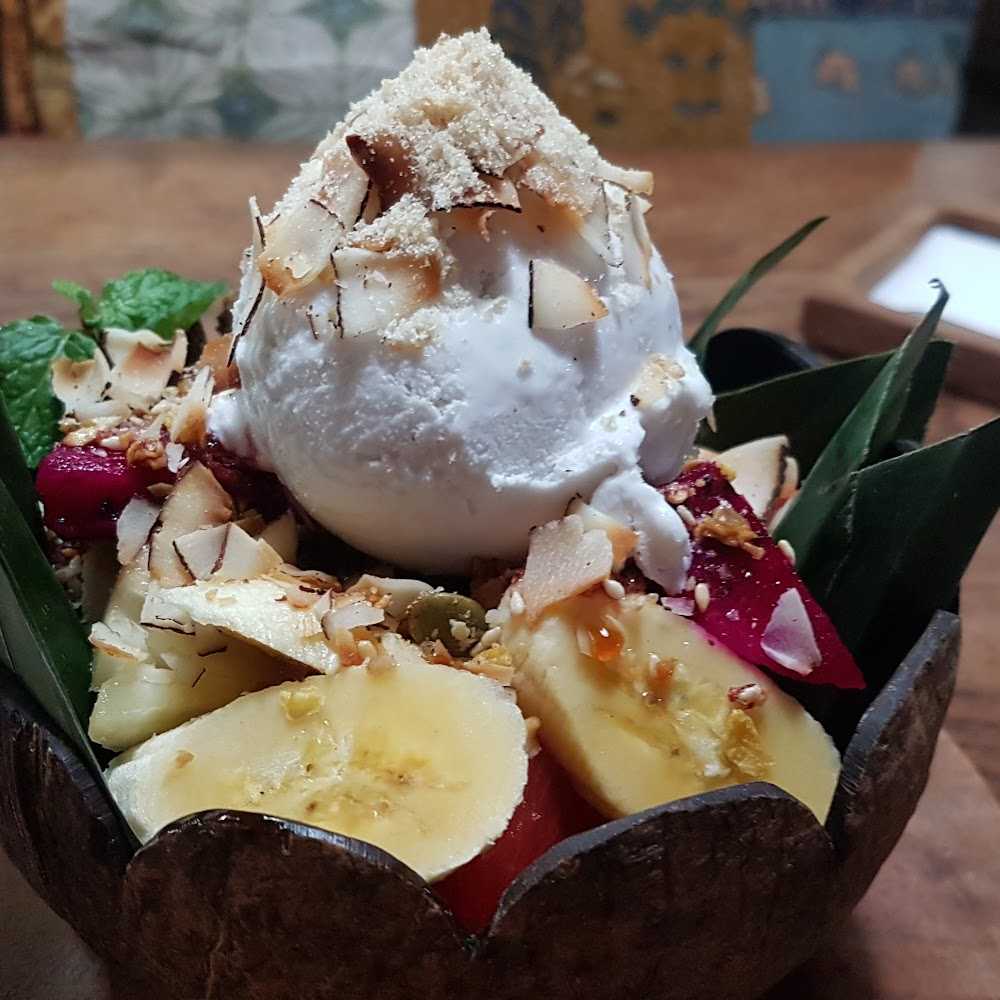 Kuliner Kakiang Bakery