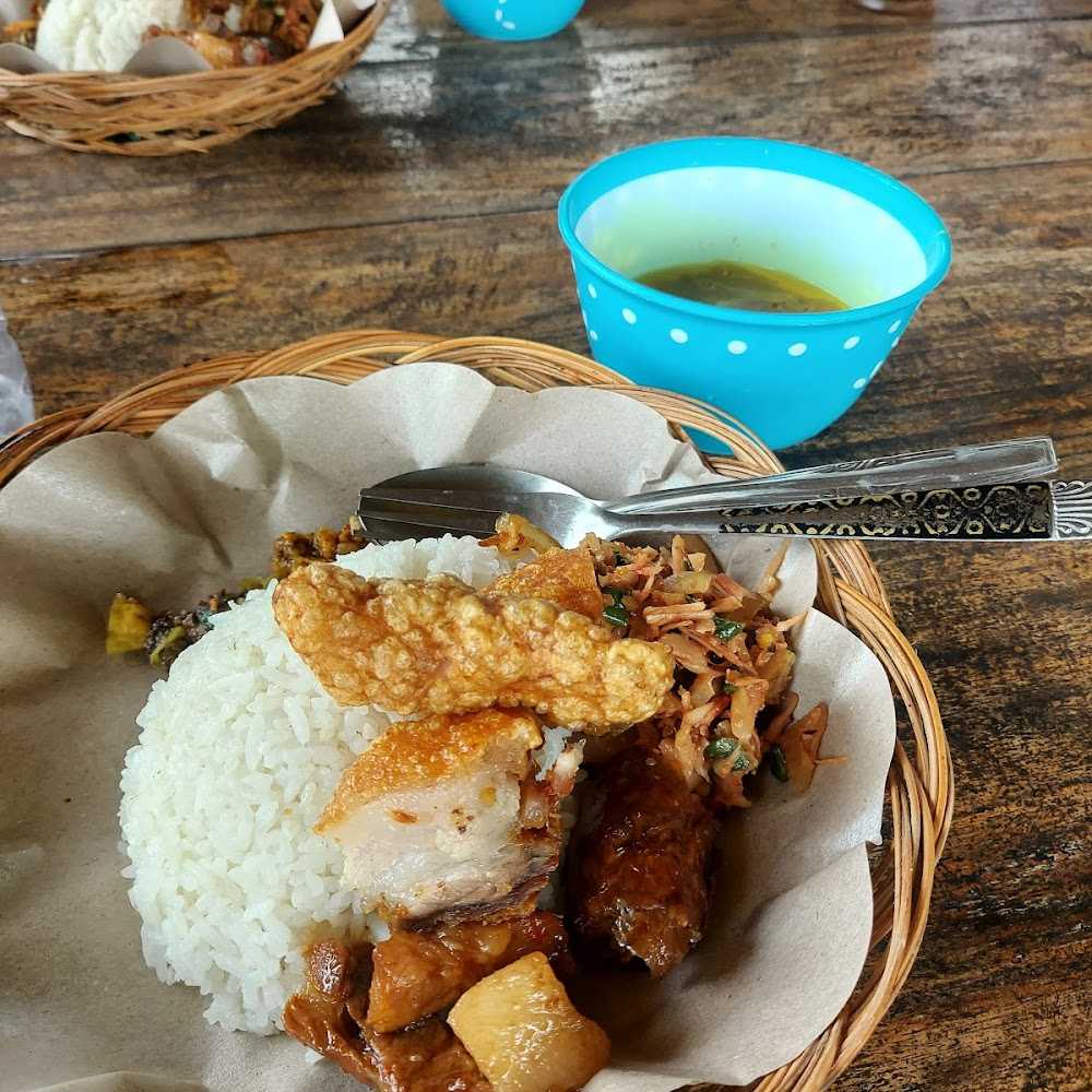 Kuliner Sandy Bay Beach Club
