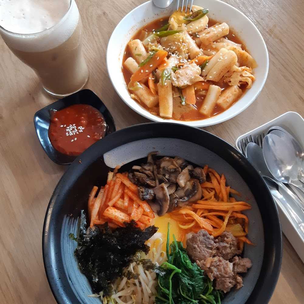 Kuliner Housaku sushi