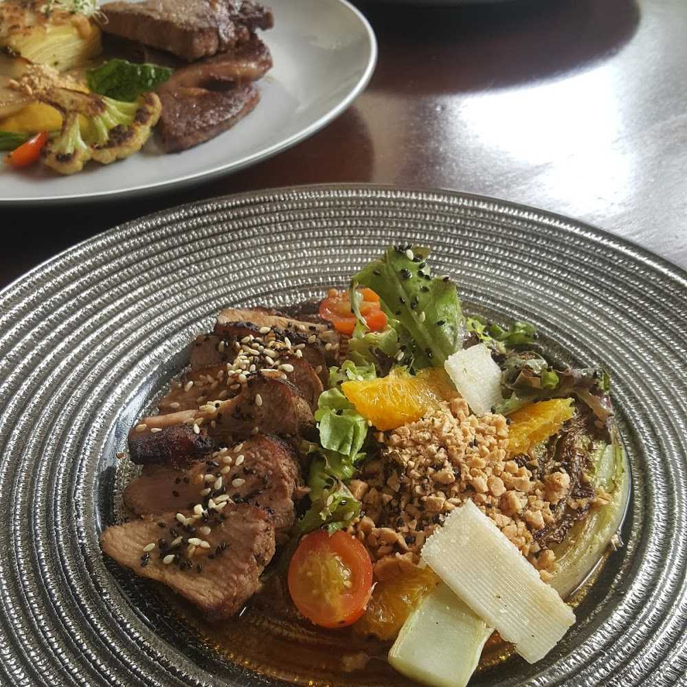 Kuliner Housaku sushi