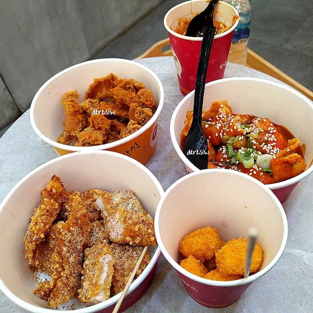 Kuliner A & W Resto - Semarang