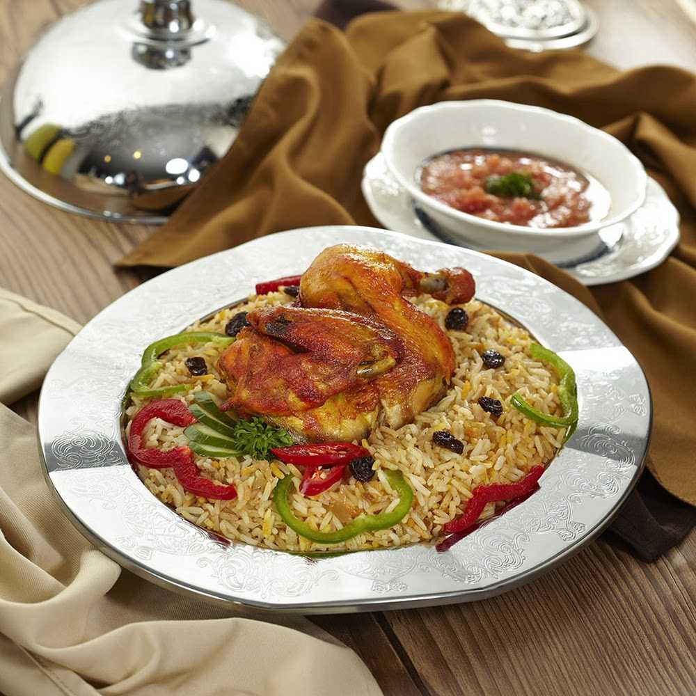 Kuliner Warung Tempe Penyet Mbak Noer