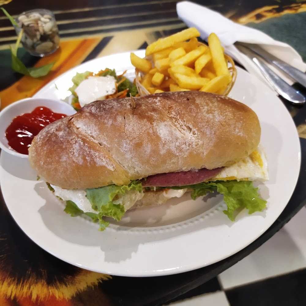 Kuliner Starbucks Coffee Mall Galeria