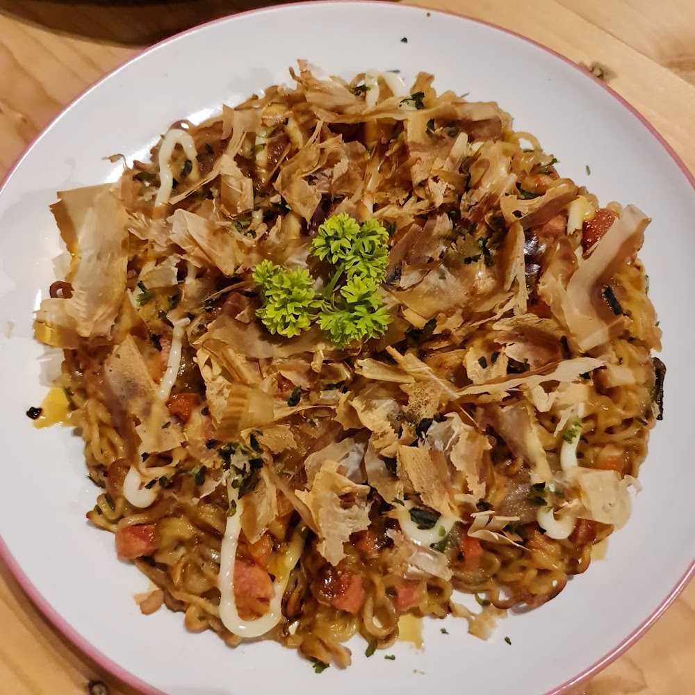 Kuliner Warung Tempe Penyet Mbak Noer